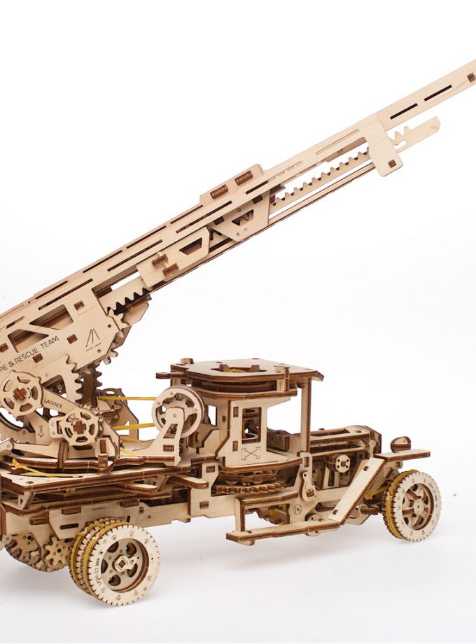 CAMION POMPIER GRANDE ECHELLE