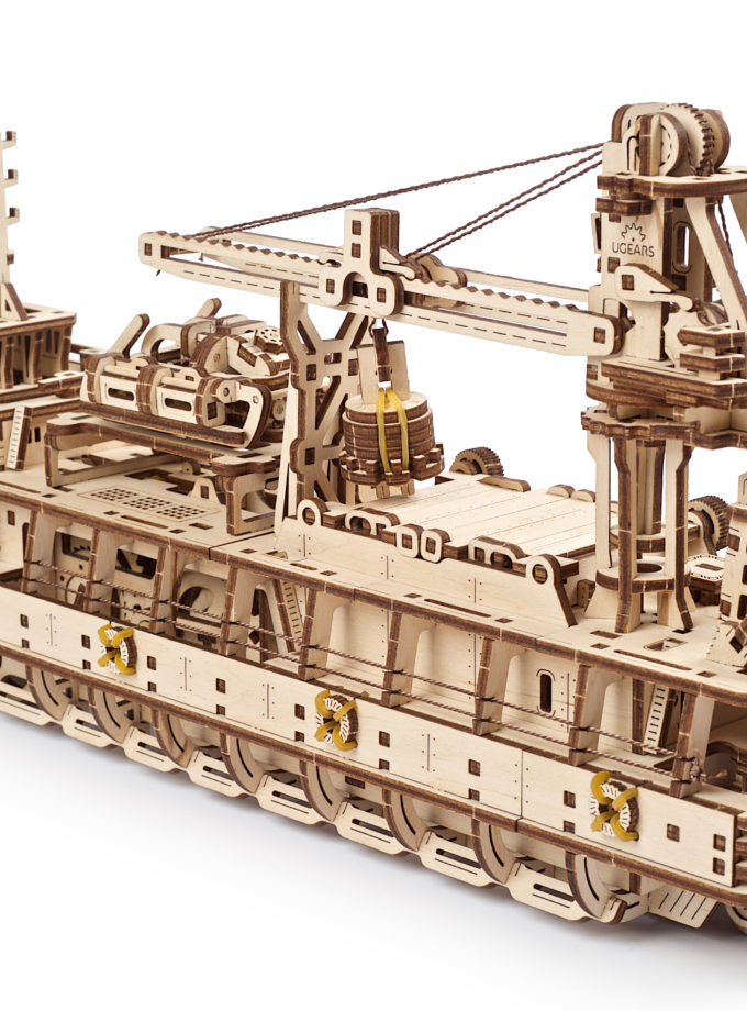 NAVIRE OCEANOGRAPHIQUE