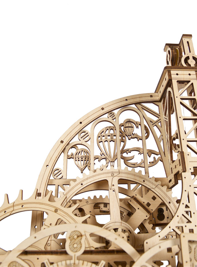 AERO CLOCK WITH PENDULUM