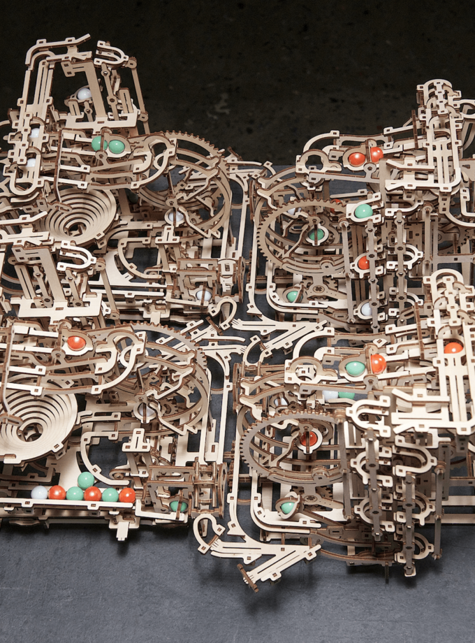 CIRCUIT A BILLES ESCALIER 3 NIVEAUX