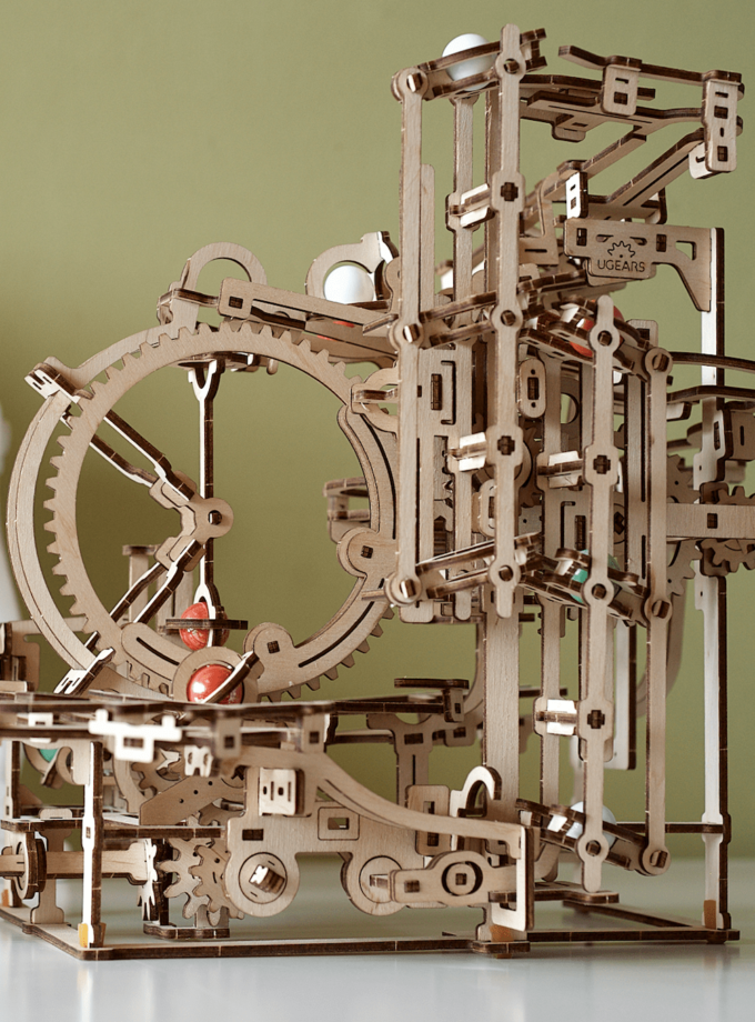 CIRCUIT A BILLES ESCALIER 3 NIVEAUX