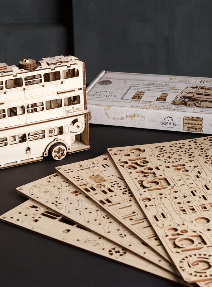 HARRY POTTER LE MAGICOBUS